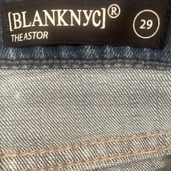 NWT Blank NYC ‘The Astor’ Denim Short Size 29 - Picture 5 of 14